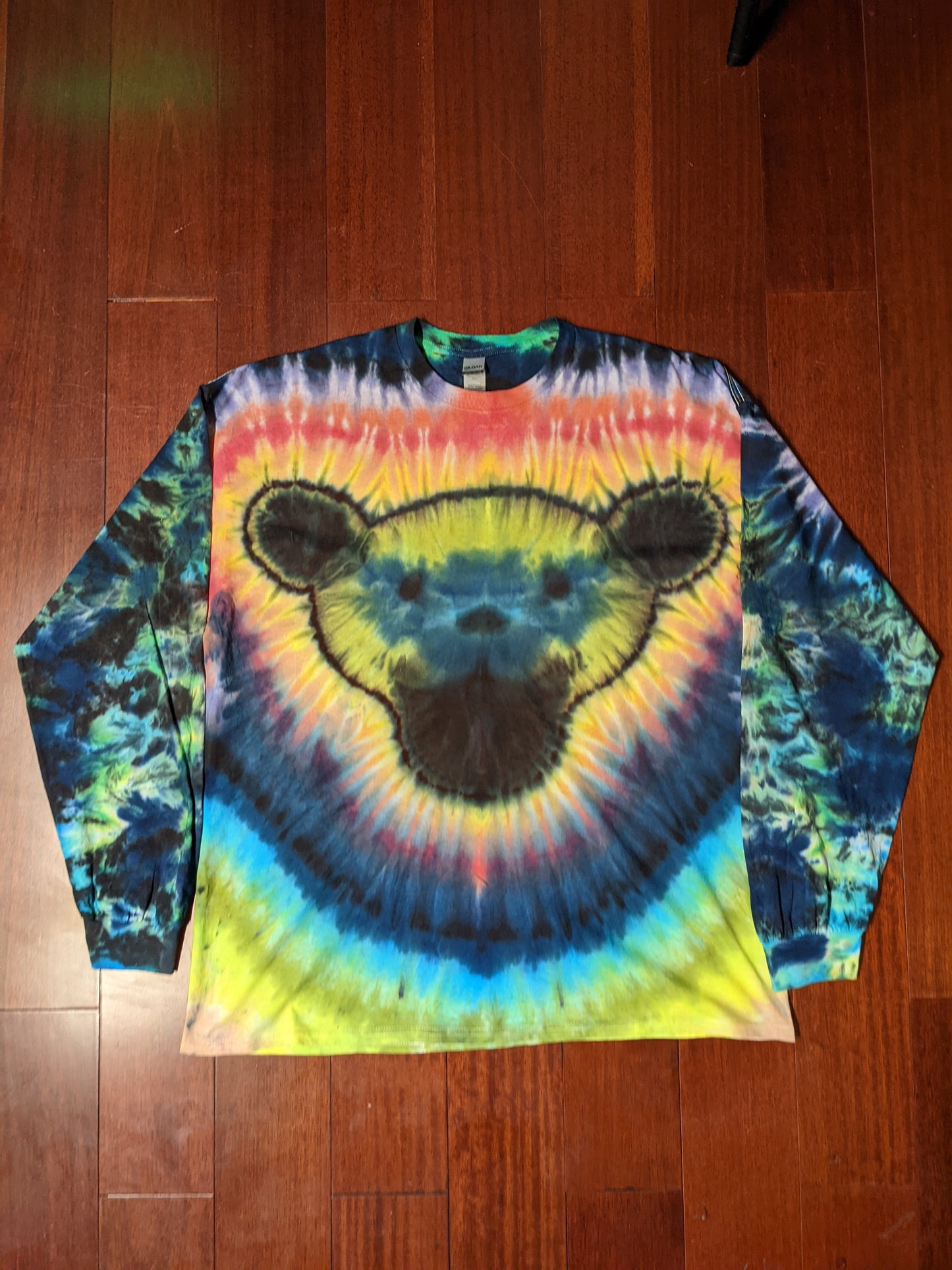 2 XL LONG SLEEVE MARCHING BEAR RADIANT COMBO!