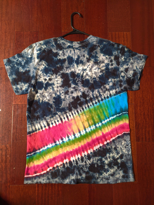 Size large short sleeve Gradient stripe!