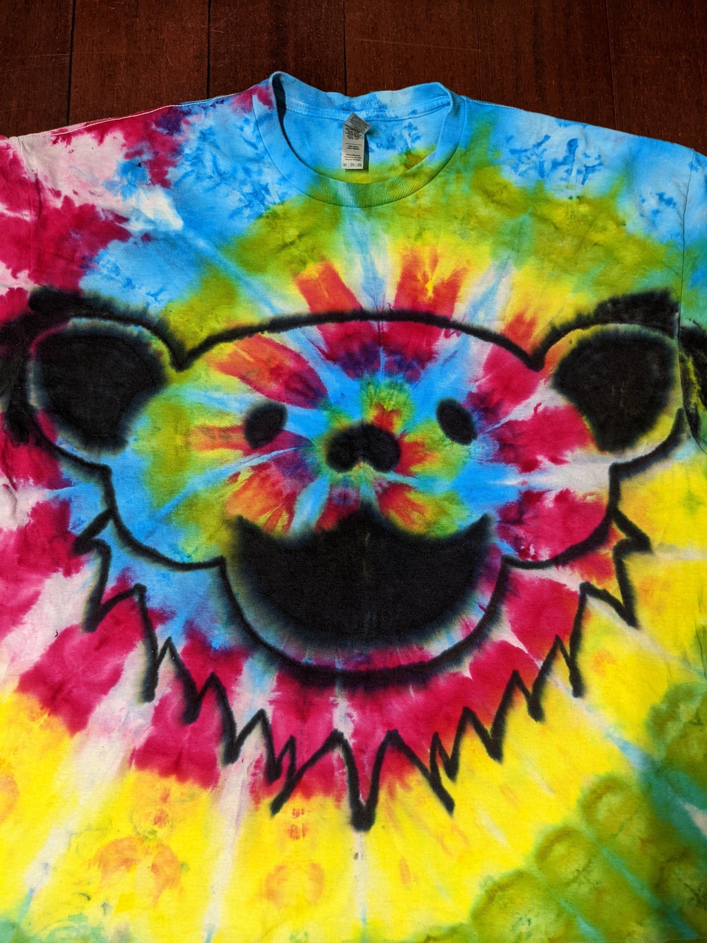 Rainbow Spiral Marching Bear 2 XL