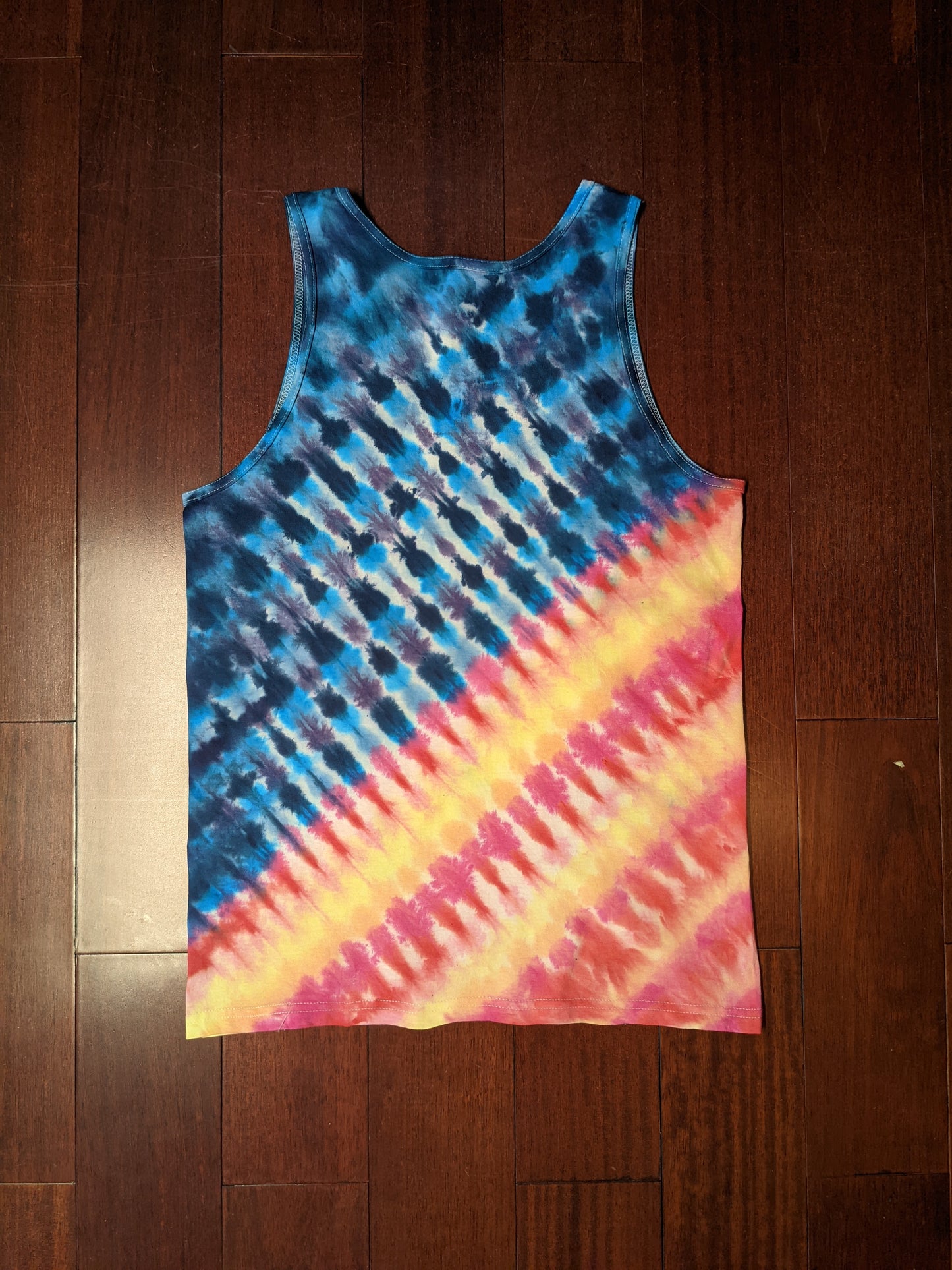 Medium Sun and Ocean Split Tank Top Tiedye!