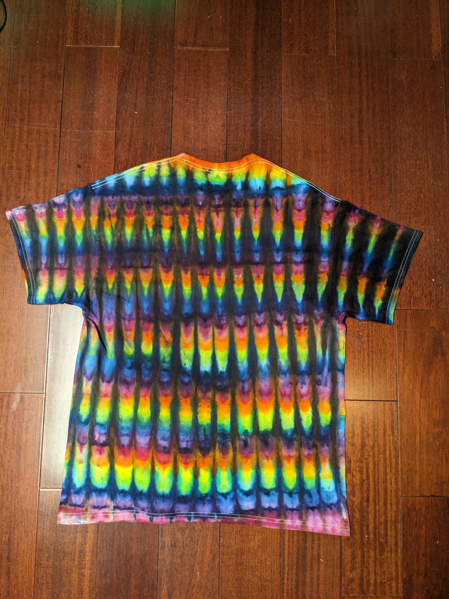 Ice Dye Rainbow gradient Short sleeve in Extra Large